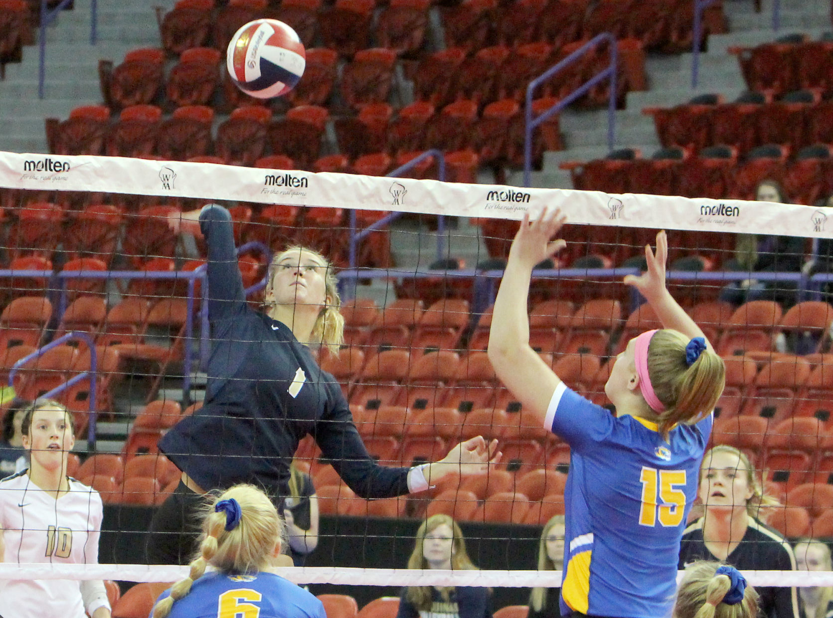 Nov. 9: La Crosse Aquinas vs. Howards Grove